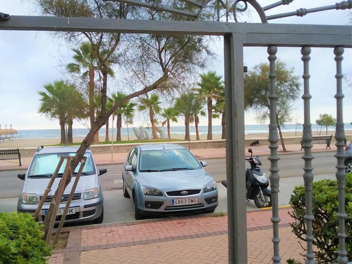 Playa Beachfront Apartment *