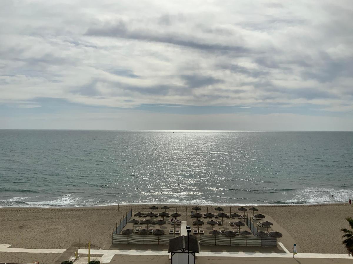 En Primera Linea/beachfront Apartamento