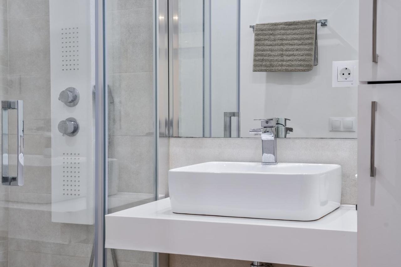 Appartement Sur Suites Pauli *