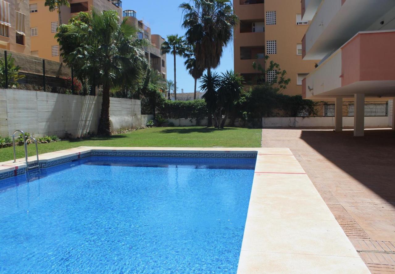 Apartmento Con Piscina Y Solarium Privado - Apartament With Pool And Private Solarium Fuengirola