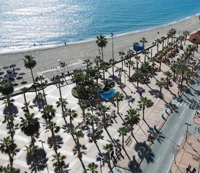 Costa Paradise - Beachfront *