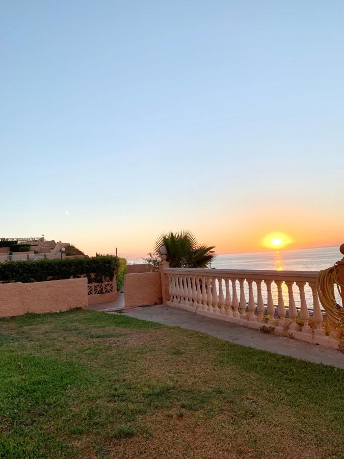 Beachfront Frente Al Mar Con Jardin Apartamento Fuengirola