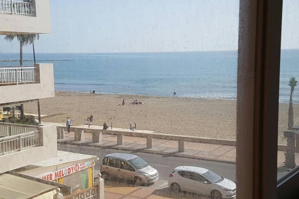 Apartment Beachfront With Sea Views And Pool *