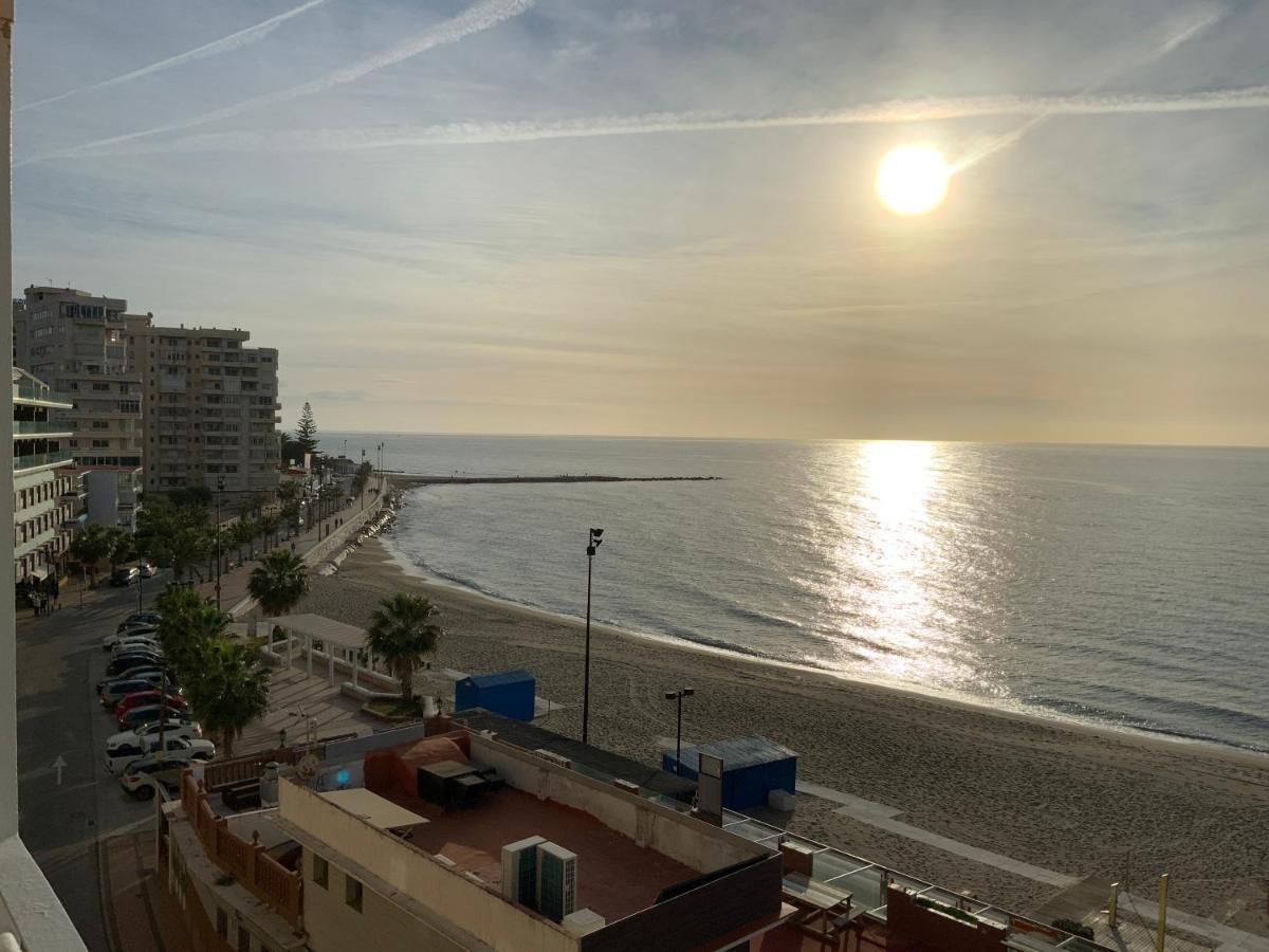 En Primera Linea/beachfront Apartamento *