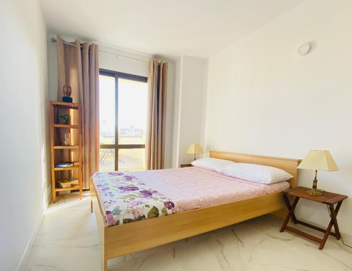 Fresh And Modern Delux In 1 Min From The Beach! Apartment *