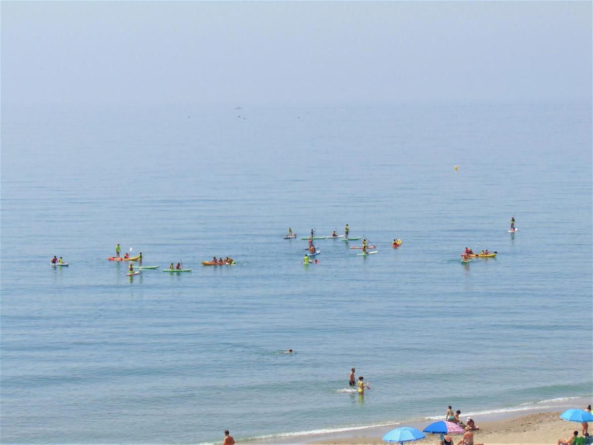Beachfront, Two Bed- & Bathrooms, Private Parking * Fuengirola