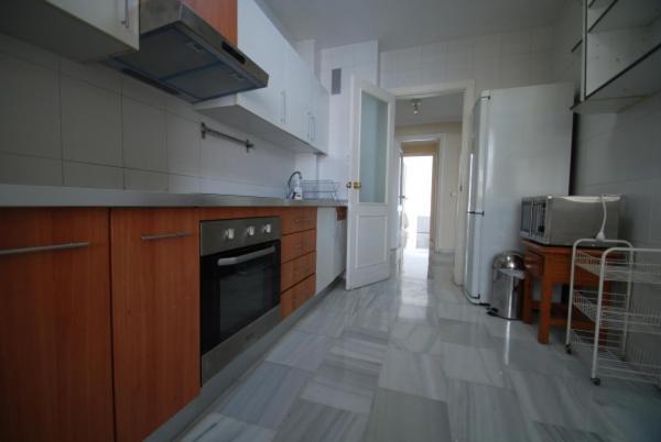 Apartment Suites Center *