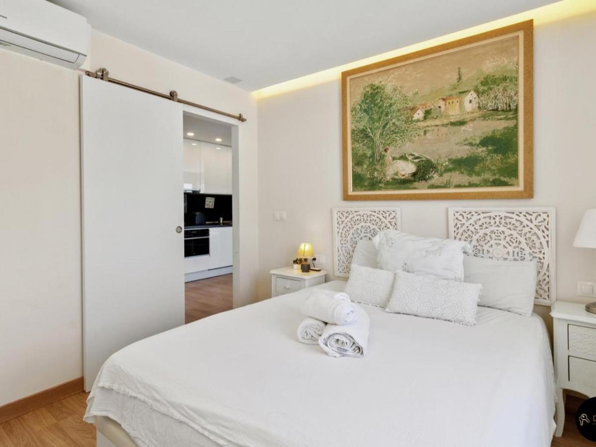 In The Center Of With Private Parking 2 Min Away Fuengirola