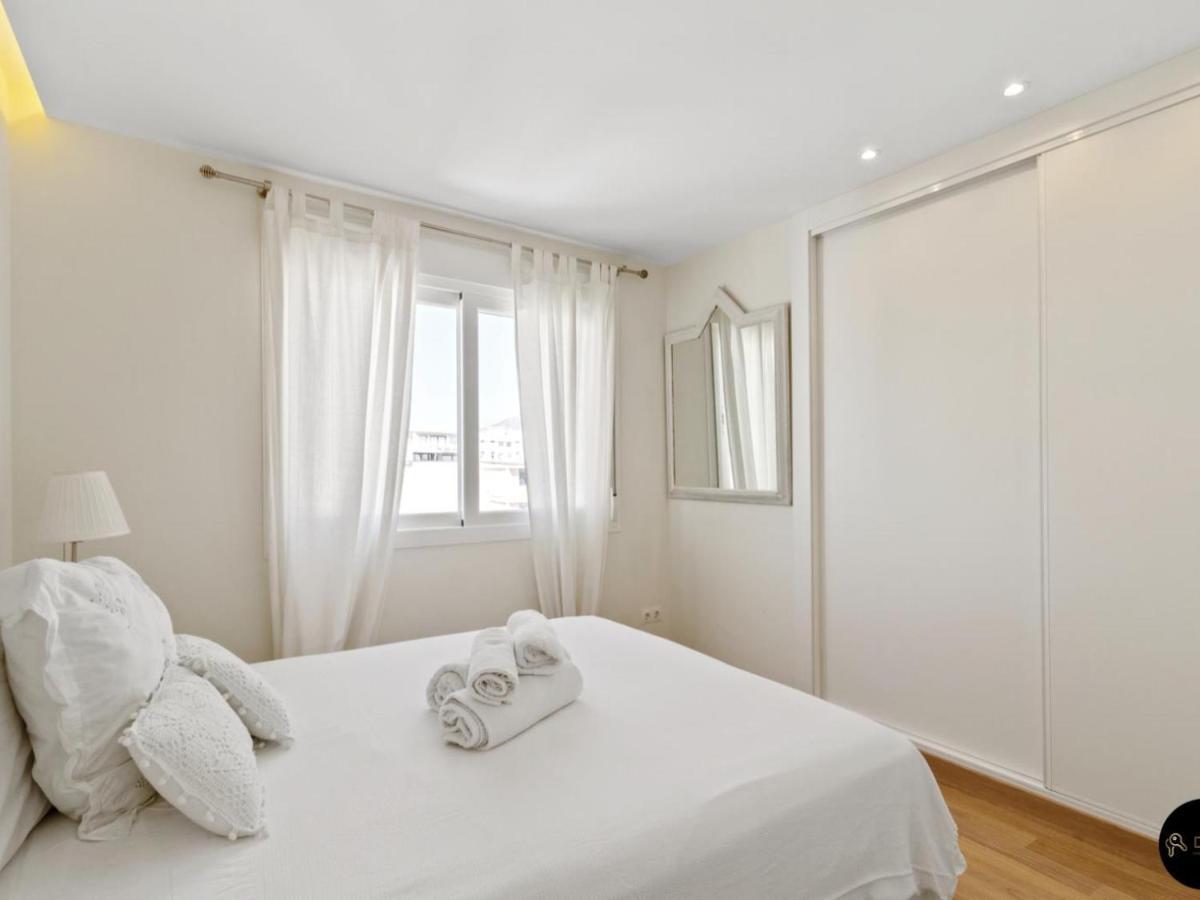 In The Center Of With Private Parking 2 Min Away Fuengirola