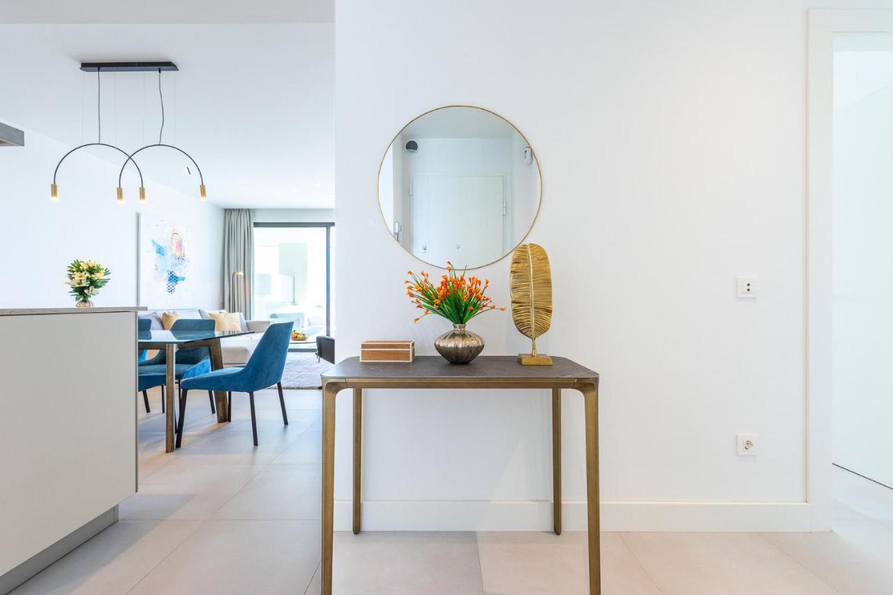 Apartment Luxury High End - Santa Barbara Heights Clc - For Work, Play & Family *