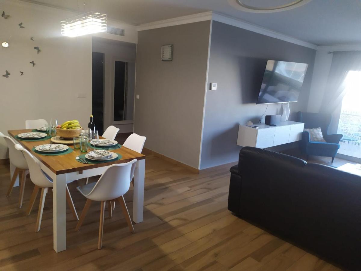 Santa Julia 3 Dormitorios, Nuevo, Moderno Apartamento *