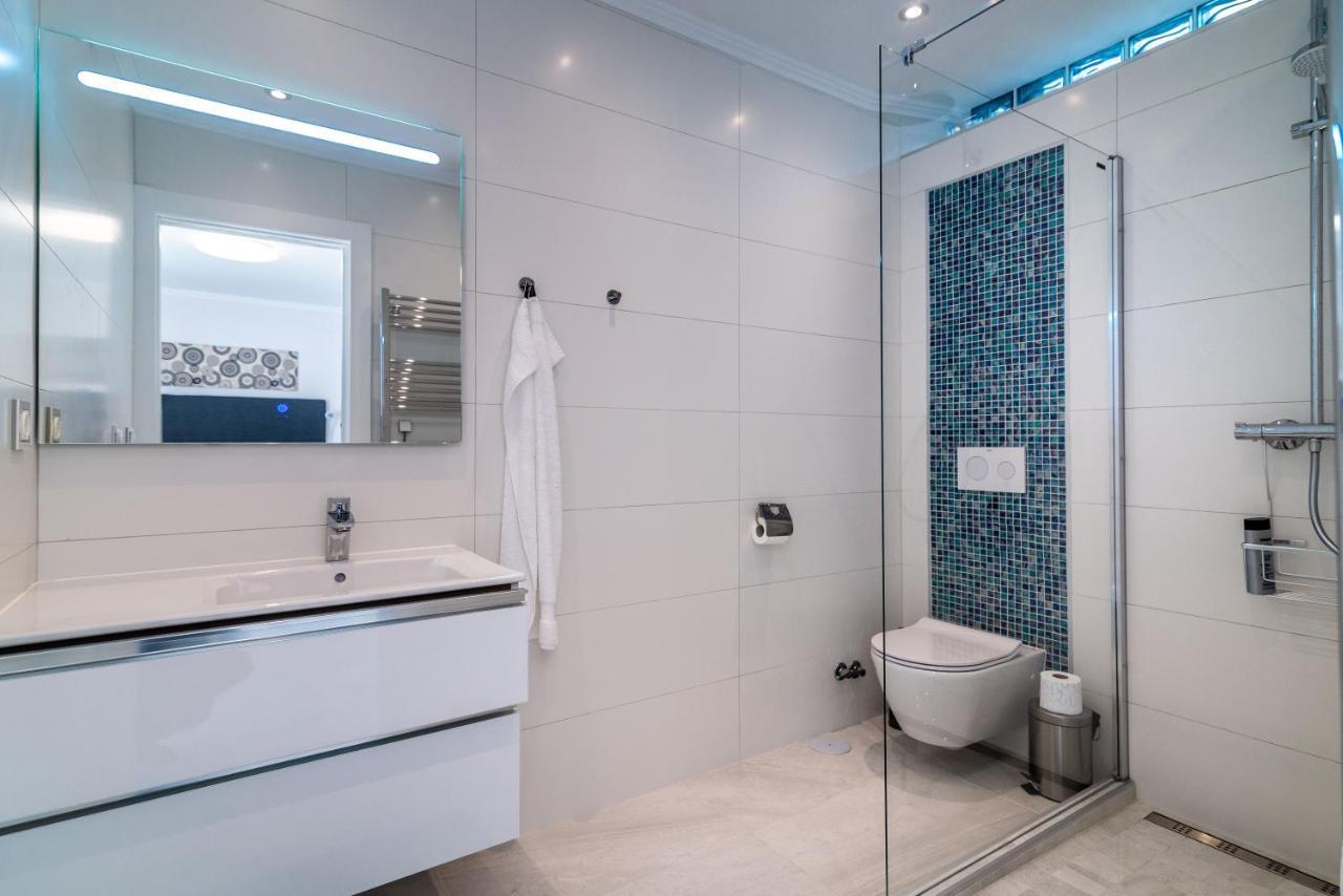 Renovated With Sea-views And Pool * Fuengirola