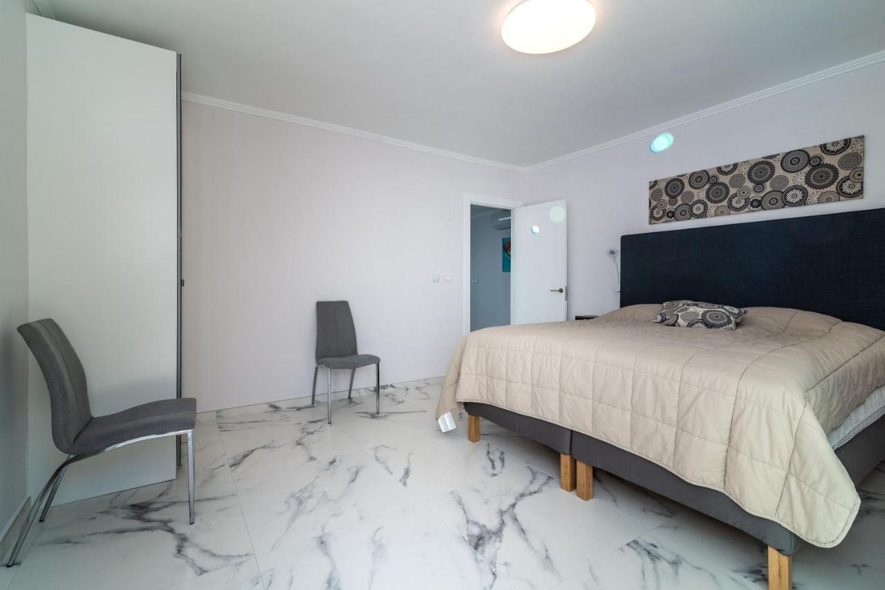 Villa Renovated With Sea-views And Pool Fuengirola