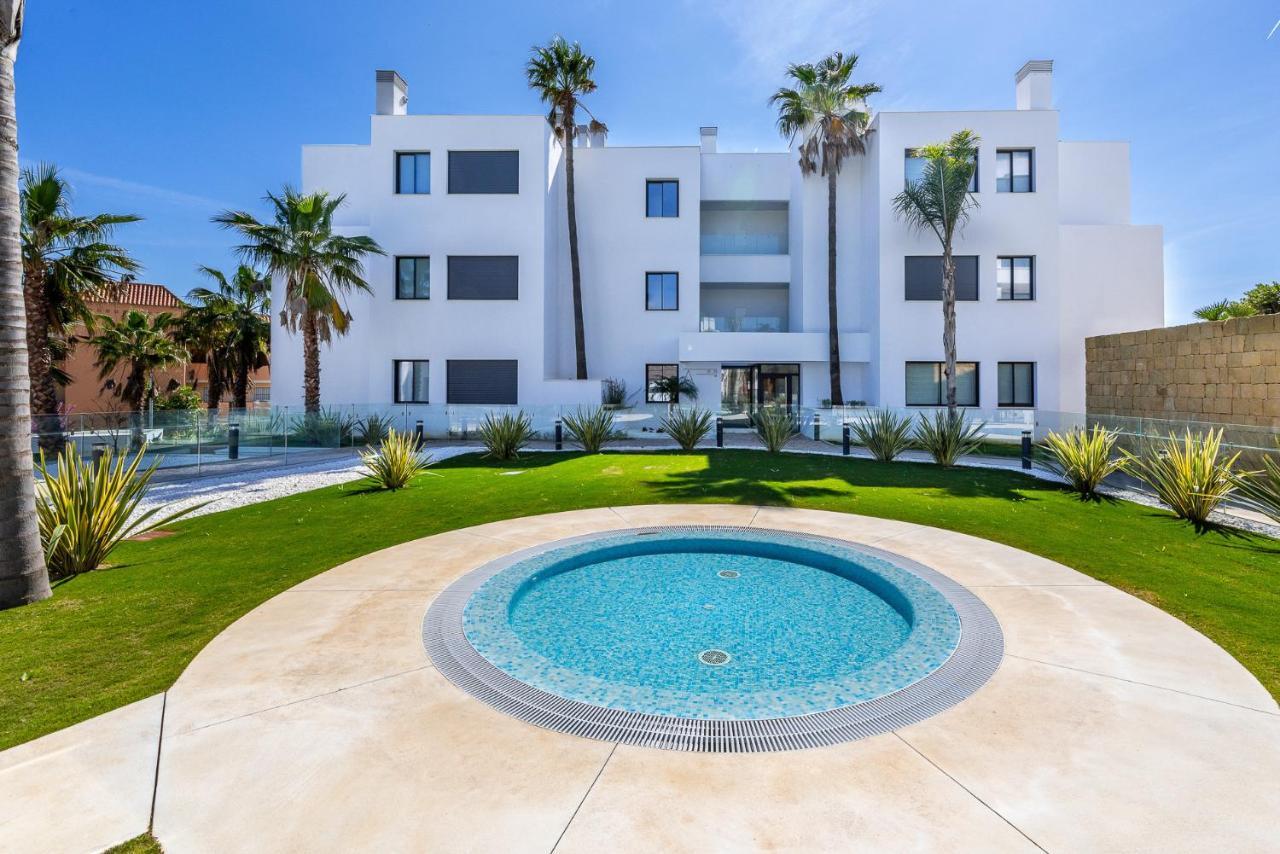 Luxury High End - Santa Barbara Heights Clc - For Work, Play & Family