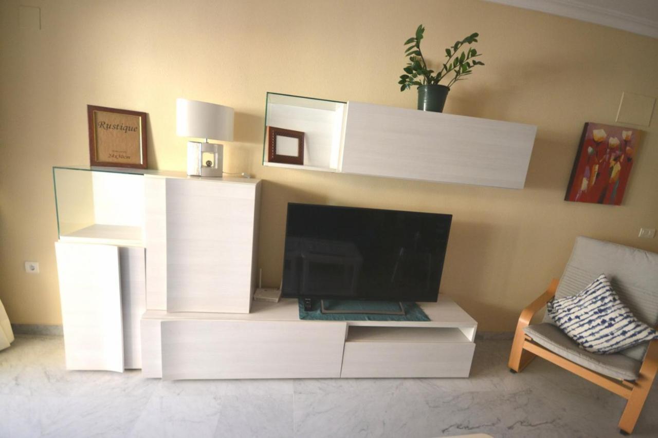 Averroes Apartment