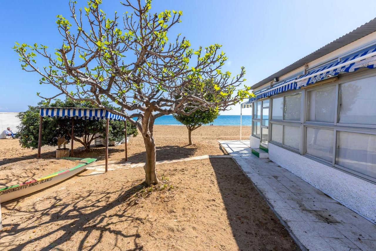 Maritimo - First Line Apartment *