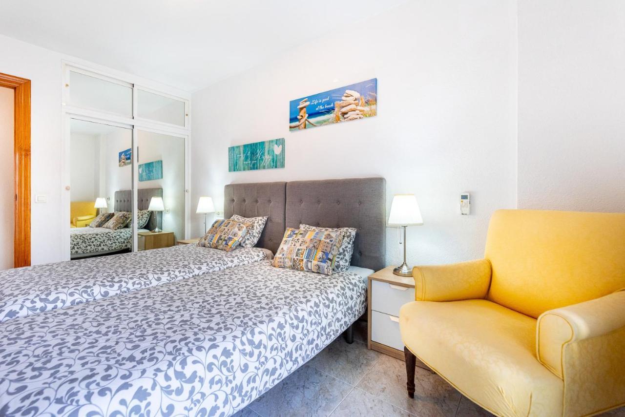 Maritimo - First Line Apartment