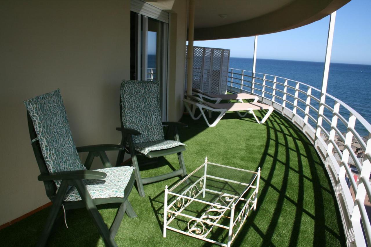 En Primera Linea/beachfront Apartamento *