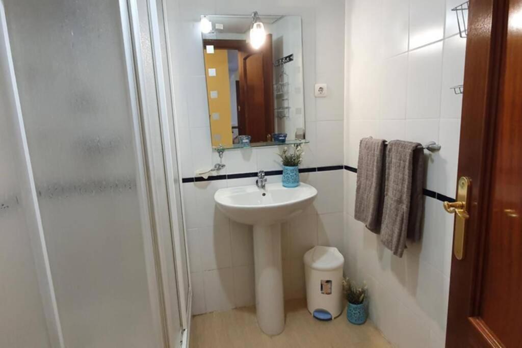 Comfortable Perfectly Located & Equipped Huoneisto *