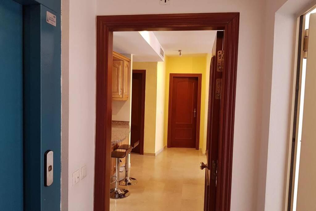 Comfortable Perfectly Located & Equipped Apartment *