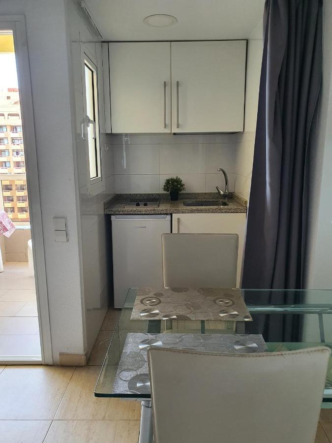 Estudio El Puerto - En El Mismo Centro De Fuengirola, Primera Linea De Playa