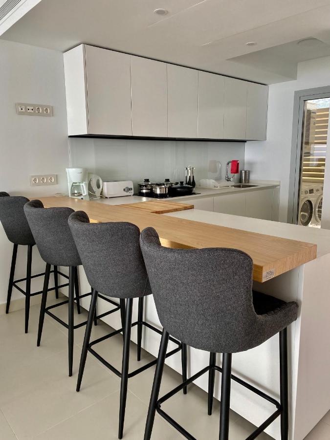 Med 1 Collection Higueron Fuengirola