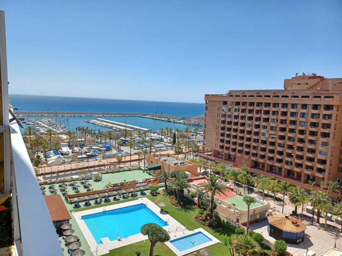 Primera Linea De Playa Y Vista Al Mar En Pyr Estudio * Fuengirola