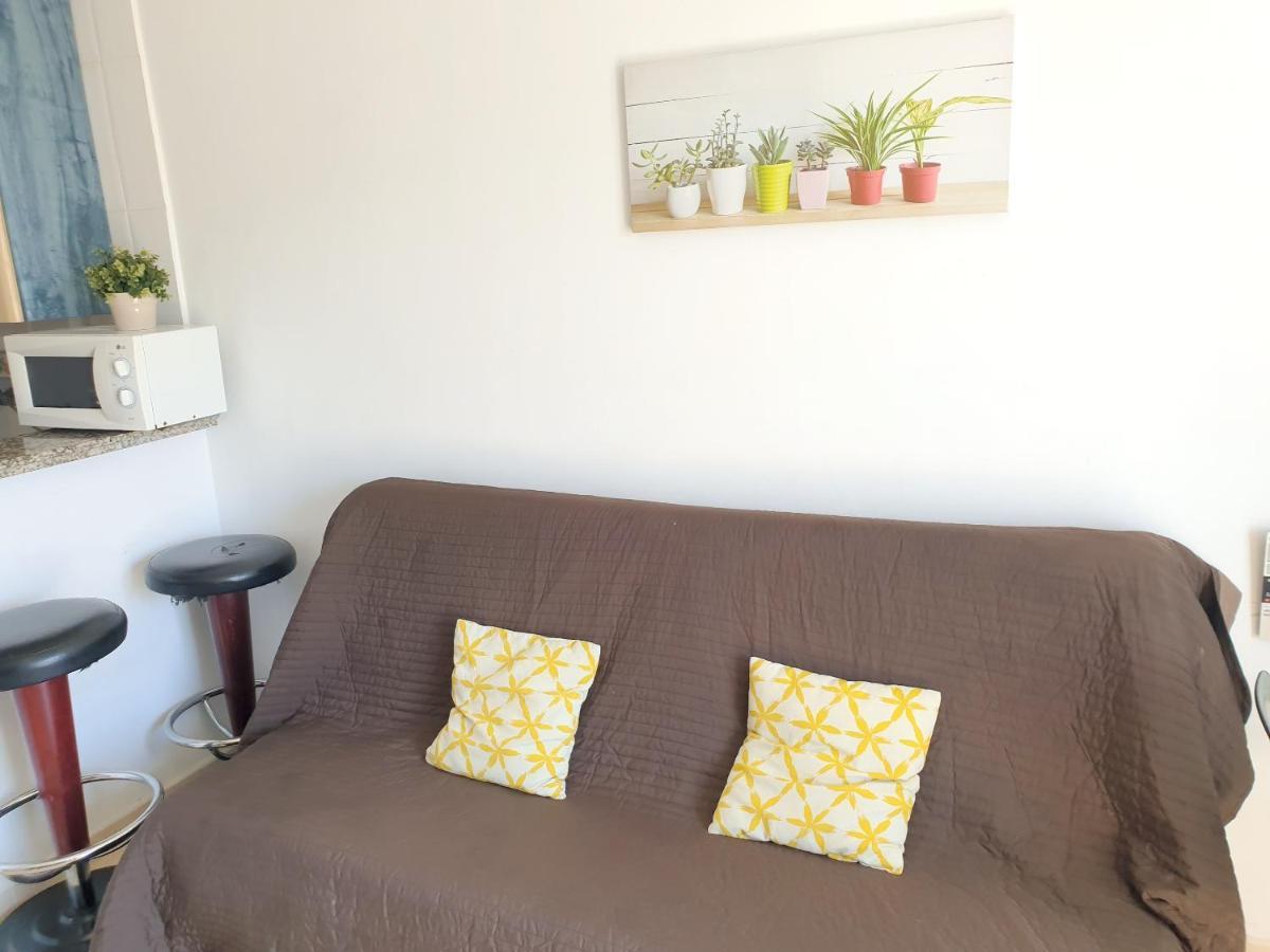 One Bedroom At 30 M Away From The With Sea View Terrace And Wifi * Fuengirola