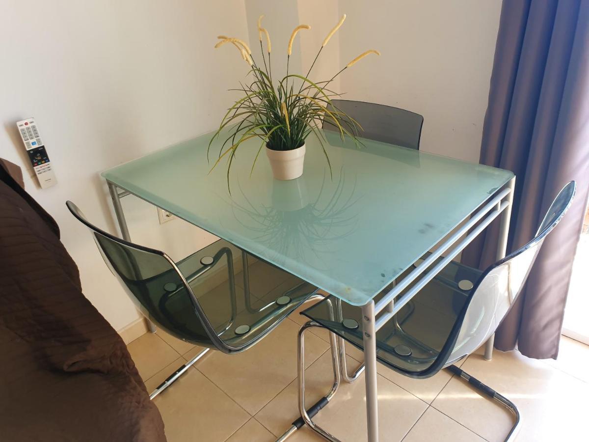 Appartement One Bedroom At 30 M Away From The With Sea View Terrace And Wifi