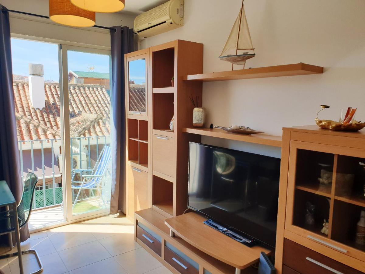 One Bedroom At 30 M Away From The With Sea View Terrace And Wifi * Fuengirola