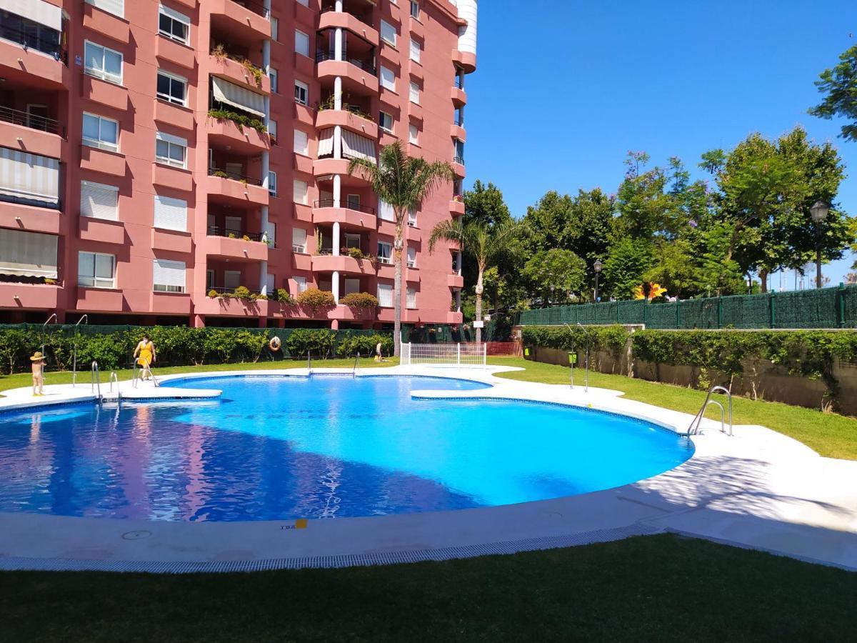 4 Dorm, Fire Stick Amazon, Wifi, Piscinas, Parking, Playa Fuengirola