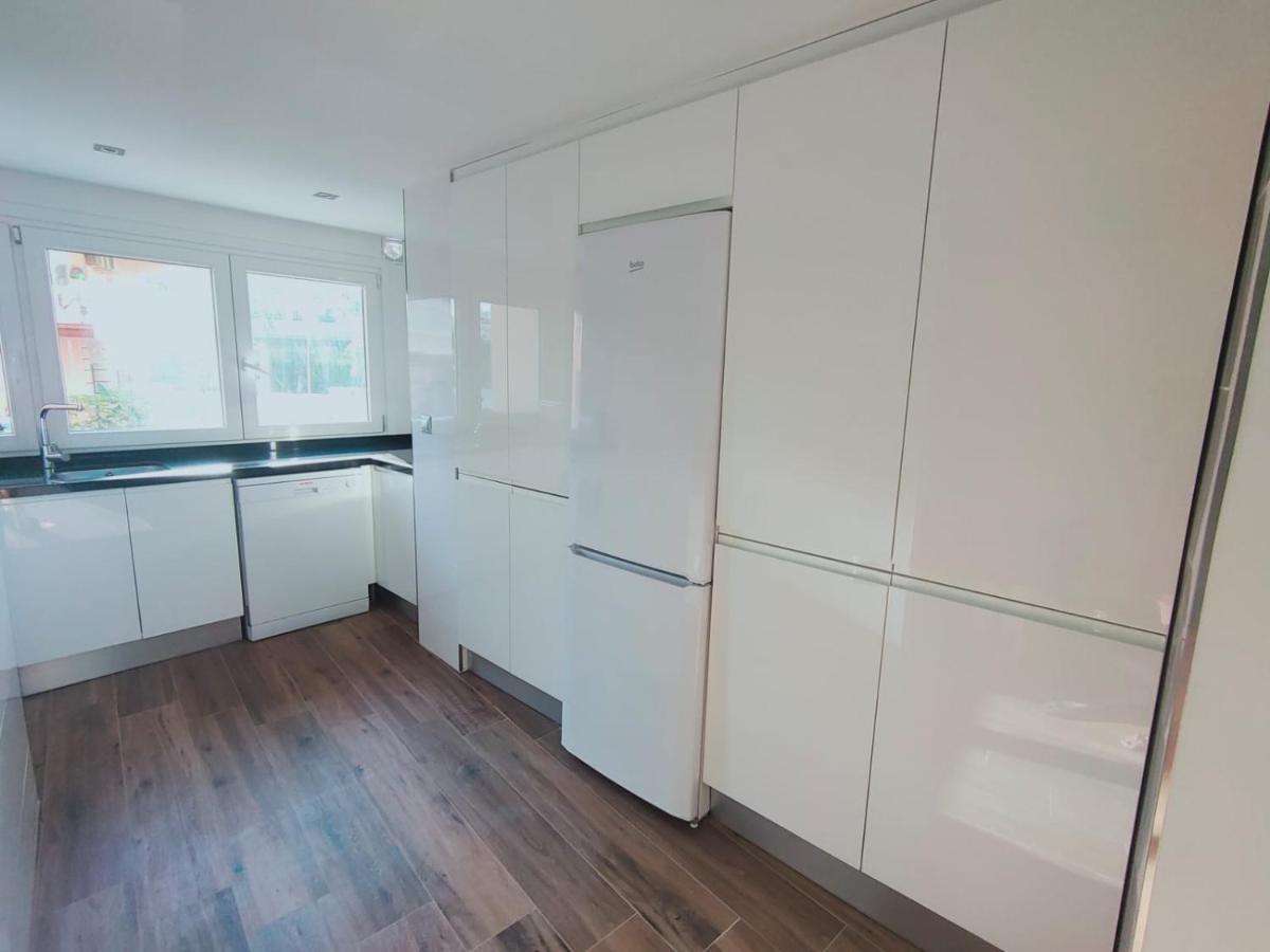 Beautiful In Third Line Boliches Appartement *