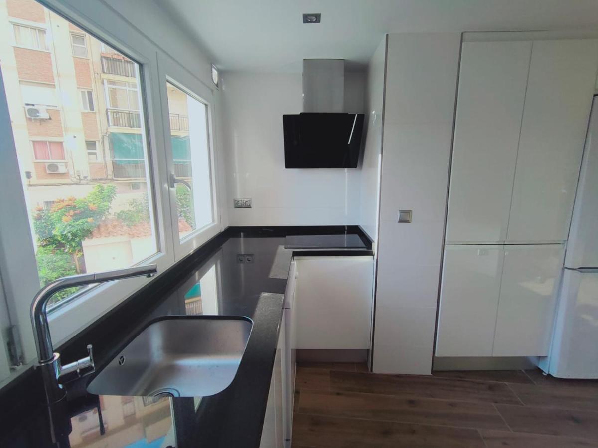 Apartment Beautiful In Third Line Boliches