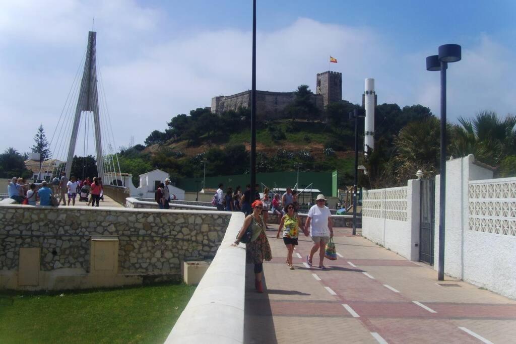 , Beach, Centre ,balcony With Seaview, For 4 Persons * Fuengirola
