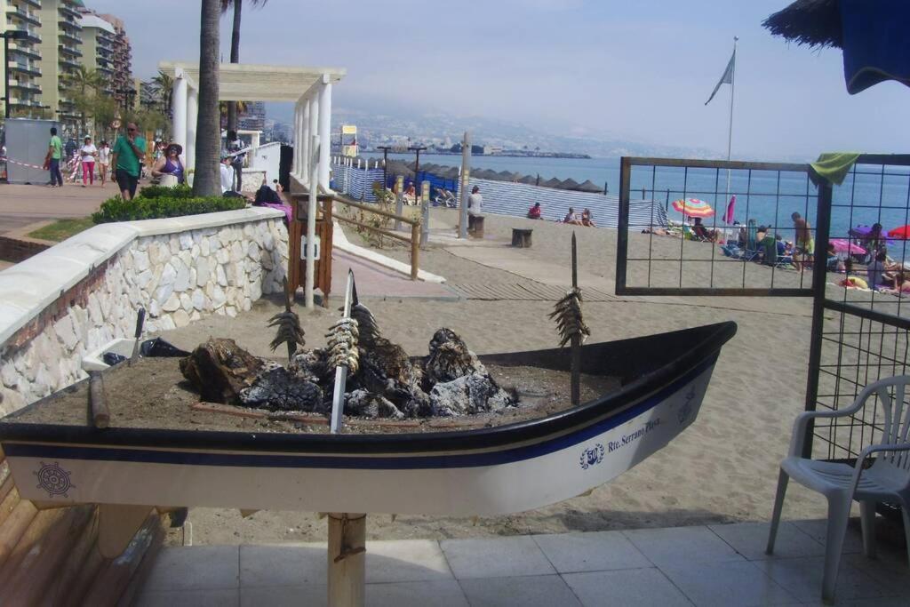 , Beach, Centre ,balcony With Seaview, For 4 Persons * Fuengirola