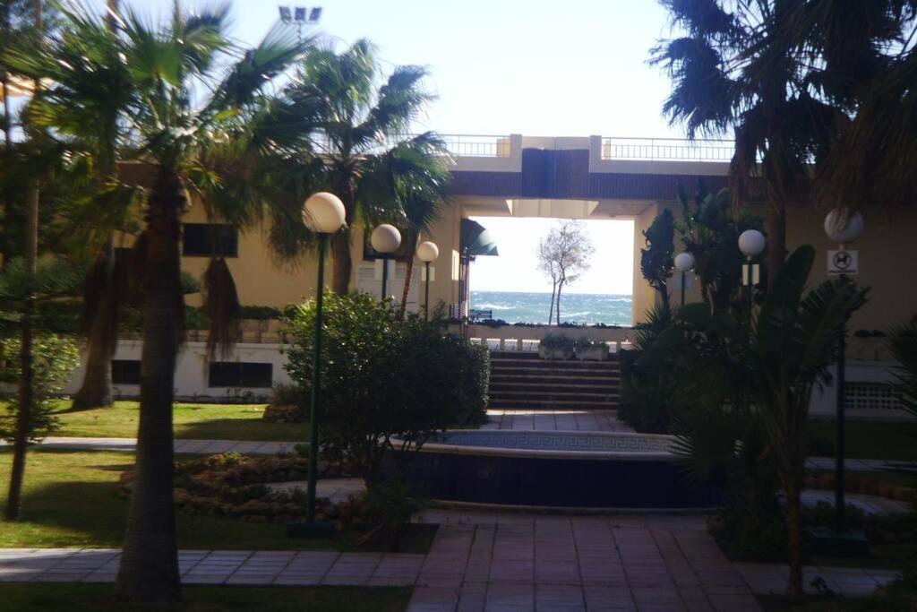, Beach, Centre ,balcony With Seaview, For 4 Persons Appartement