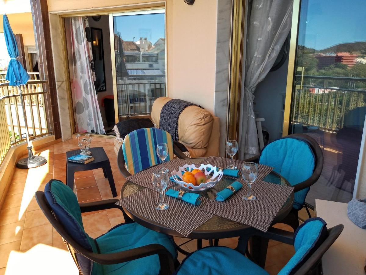 , Beach, Centre ,balcony With Seaview, For 4 Persons *