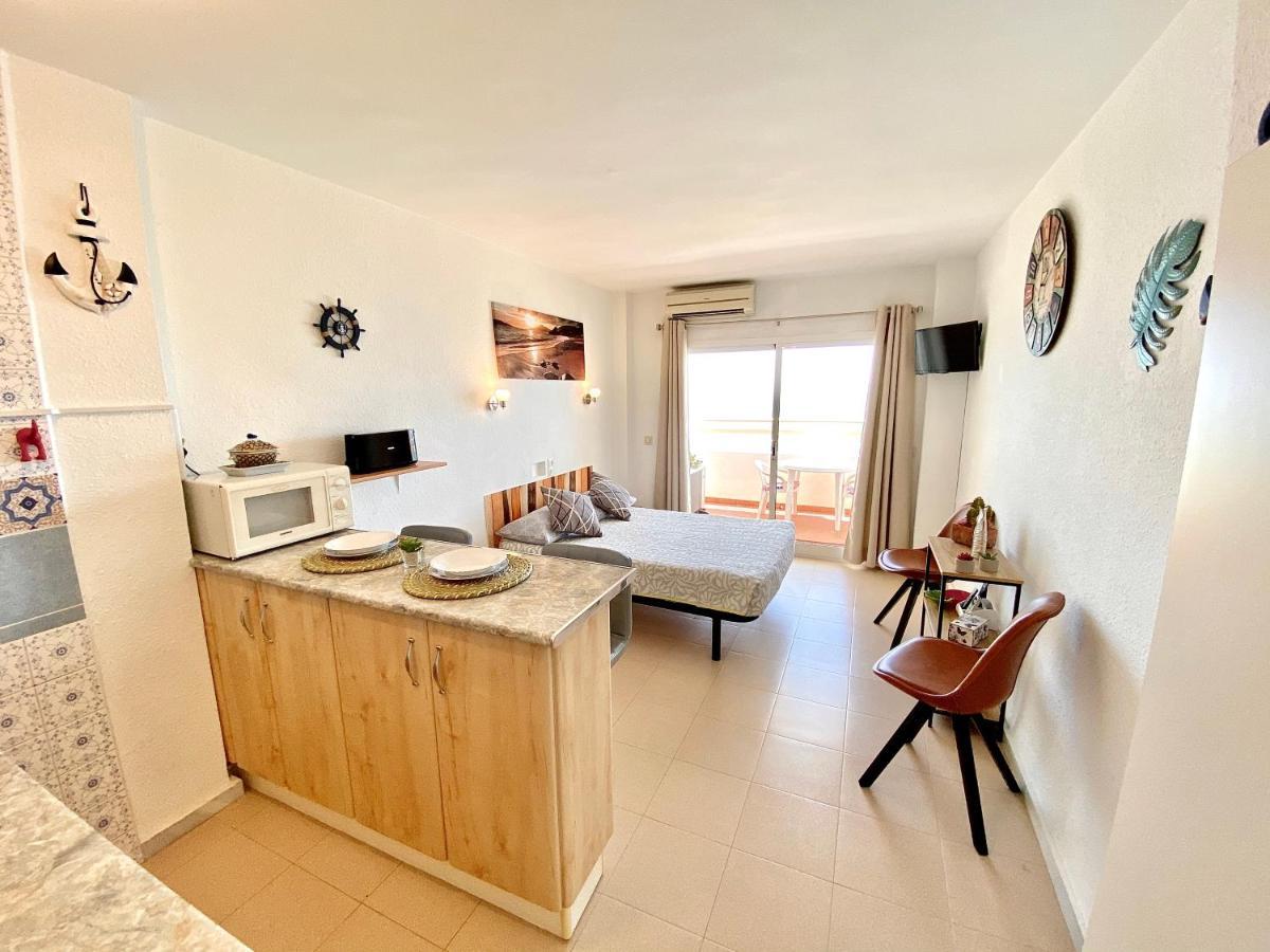 Stylish With Panoramic Sea View Fuengirola