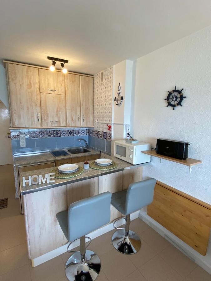 Stylish With Panoramic Sea View Apartment