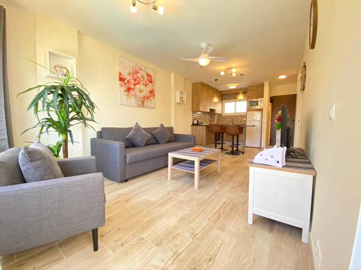 Appartement Modern 1 Bedroom Seaside With Pool