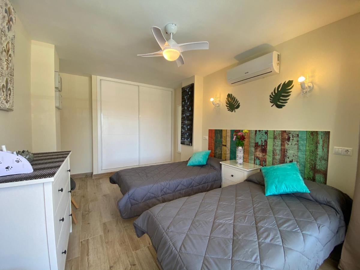 Modern 1 Bedroom Seaside With Pool Appartement *
