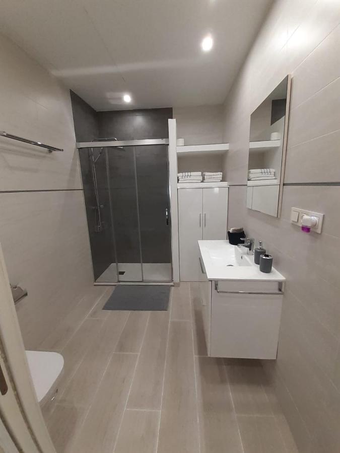 A 50 Metros De La Playa En Apartamento Fuengirola