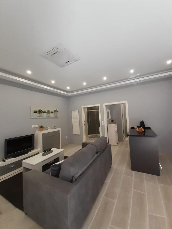 Apartamento A 50 Metros De La Playa En
