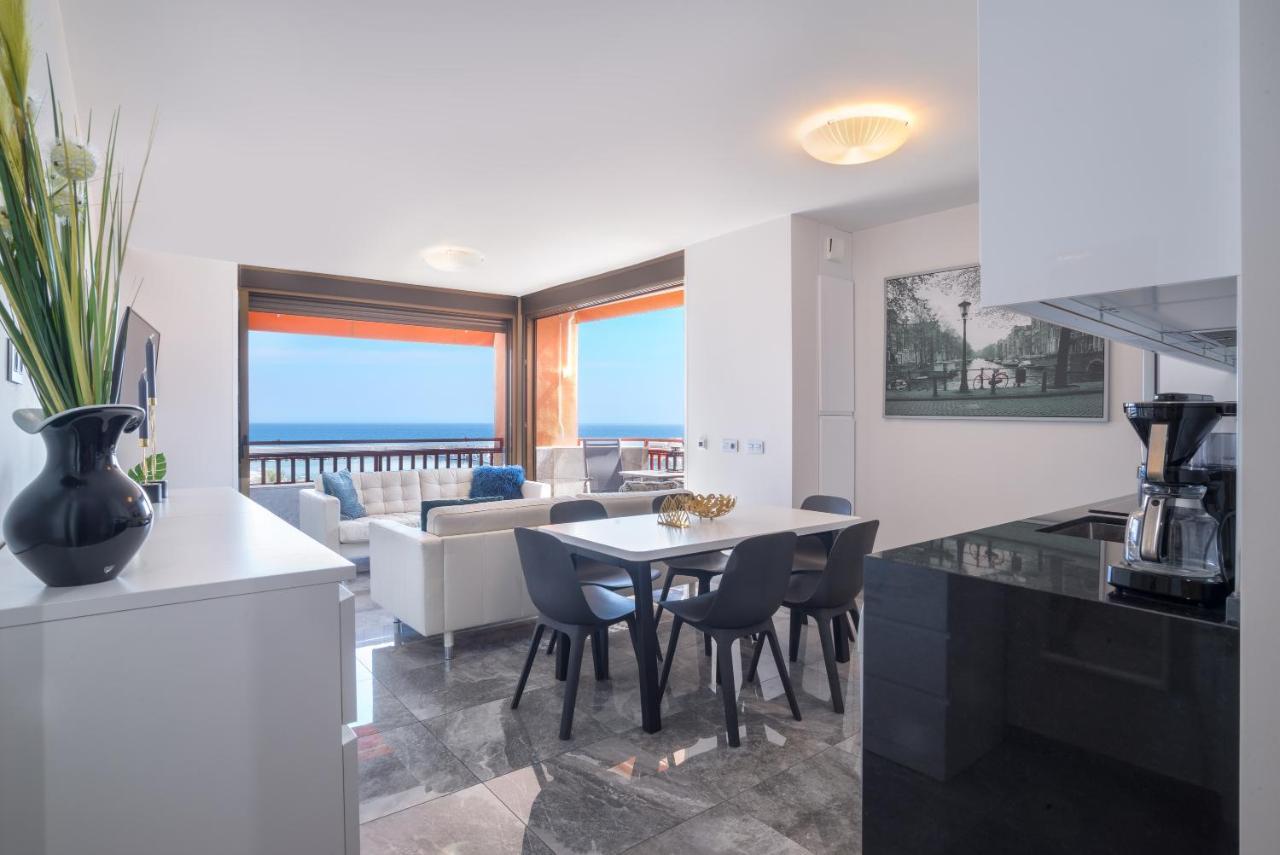 Marina View Two Bedroom Apartment *