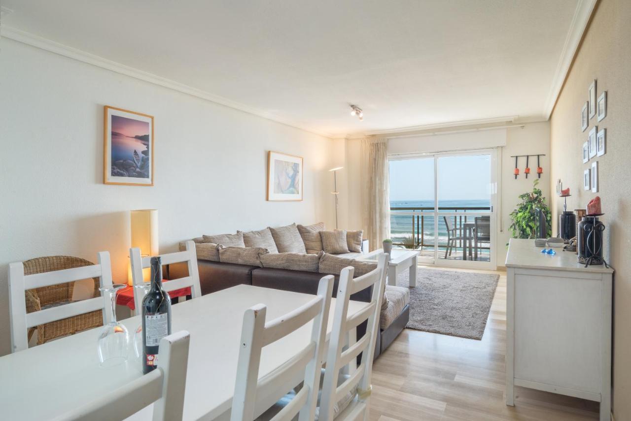 First Line Beach Apartamento *