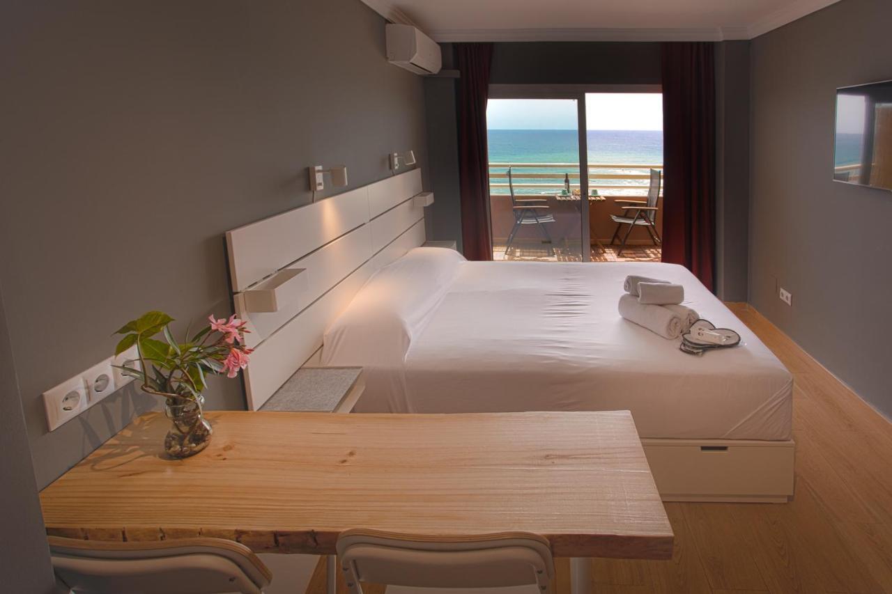 Stunning Sea Views In Stella Maris 9th Floor