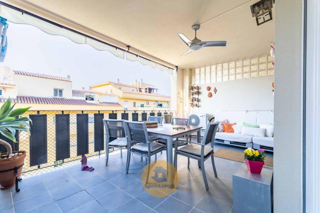 Apartamento Con Amplia Terraza En *