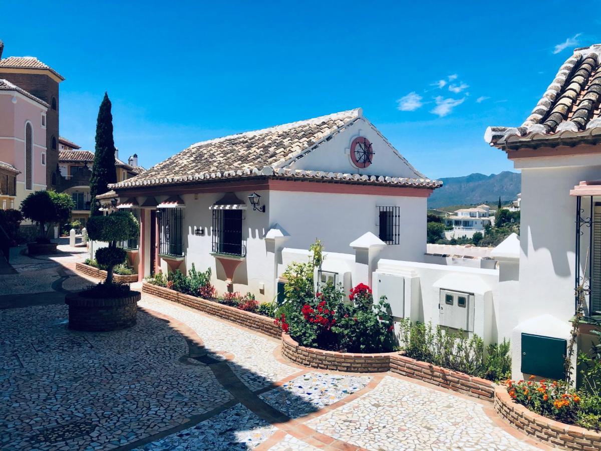 Luxury Puebla Aida With Golf & Sea View Apartment
