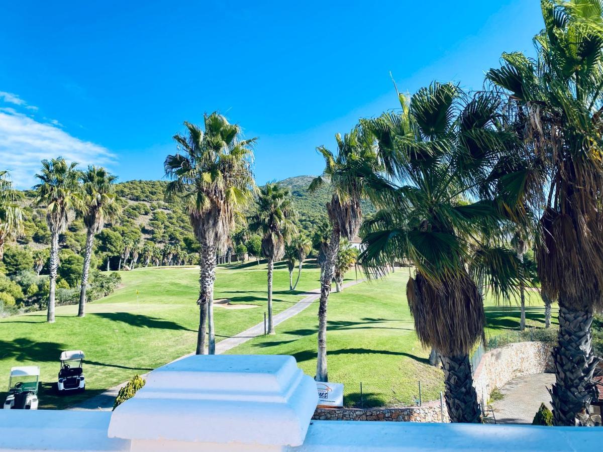 Huoneisto Luxury Puebla Aida With Golf & Sea View Fuengirola