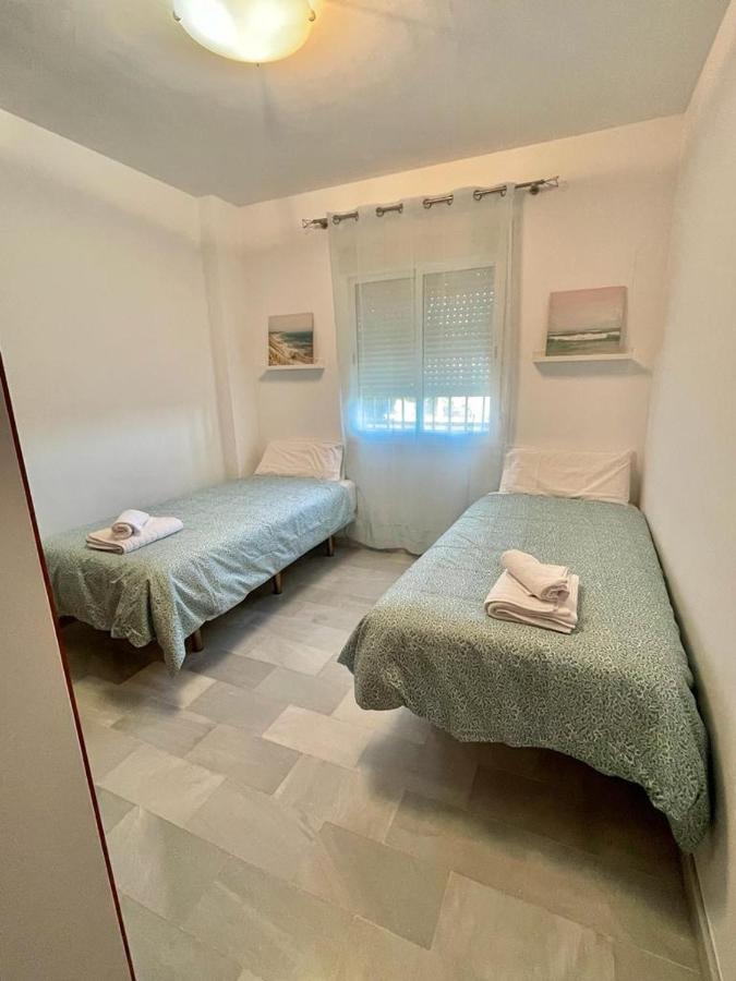 Faro Beach Apartment Fuengirola